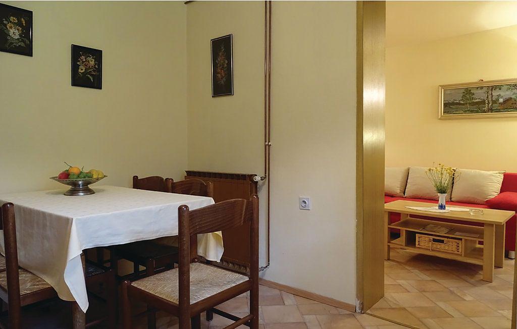 Apartments And Rooms Oasis Of Peace โบเว็ก ภายนอก รูปภาพ